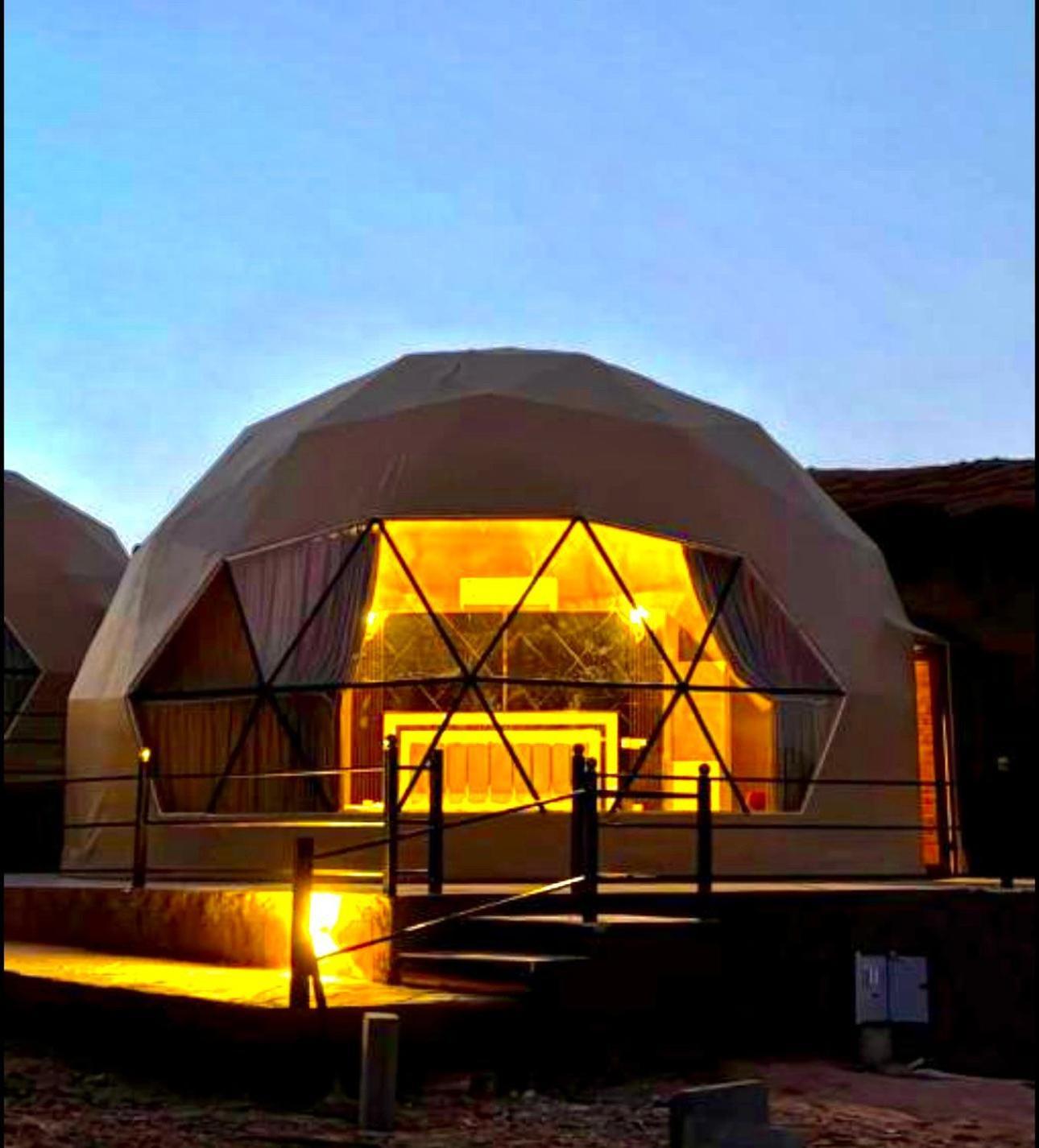 Rum Solaris Bubbles Camp 瓦迪拉姆 外观 照片